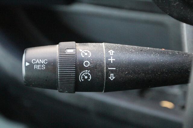 Peugeot BOXER 2.2 BlueHDi 140 / DC / L2H1 / 2x Schuifdeur / APK 09-2026 / Airco..