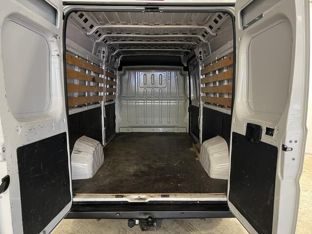 Peugeot BOXER 335 2.2 BlueHDi 140 L3H2 Premium | Radio | Cruise Control | Airco |