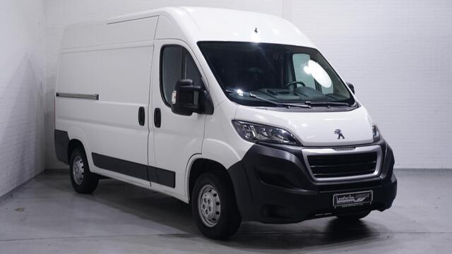 Peugeot BOXER 2.0 BlueHDI 130 pk L2H2 Premium Airco Cruise Control, Laadruimte Pakket, Multistuur, 3-Zits