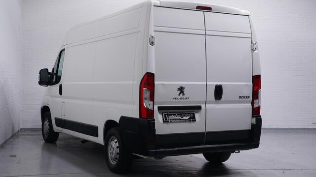 Peugeot BOXER 2.0 BlueHDI 130 pk L2H2 Premium Airco Cruise Control, Laadruimte Pakket, Multistuur, 3-Zits