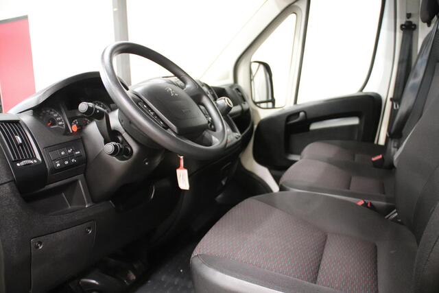 Peugeot BOXER 2.2 BlueHDi 140 L4H3 ACHTERUITRIJCAMERA