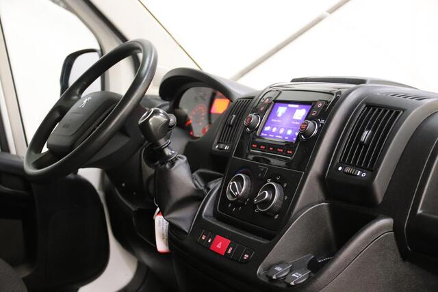 Peugeot BOXER 2.2 BlueHDi 140PK L4H3 AIRCO CRUISE CONTROL