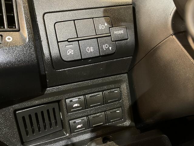 Peugeot BOXER 2.2 BlueHDi 165 PK L4 Pro Zwaar DC Dubbel Cabine Open Laadbak / Luchtvering / Trekhaak 3.000 KG / Airco / Cruise Control / Navigatie