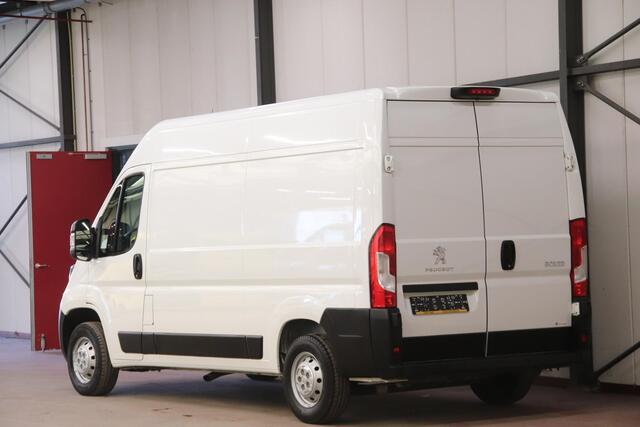 Peugeot BOXER 2.2 120PK L2H2 ACHTERUITRIJCAMERA EURO 6 Peugeot Boxer 2.2 120PK L2H2 ACHTERUITRIJCAMERA EURO 6