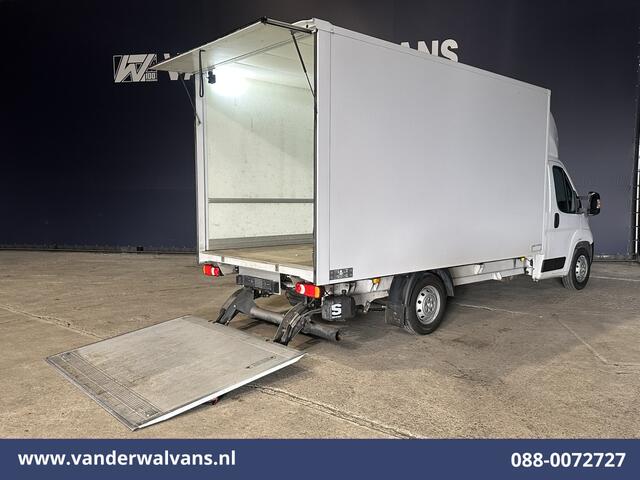 Peugeot BOXER 2.2 BlueHDi 141pk Bakwagen Laadklep Euro6 Airco | Camera | 985kg laadvermogen Bijrijdersbank