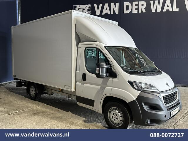 Peugeot BOXER 2.2 BlueHDi 141pk Bakwagen Laadklep Euro6 Airco | Camera | 985kg laadvermogen Bijrijdersbank