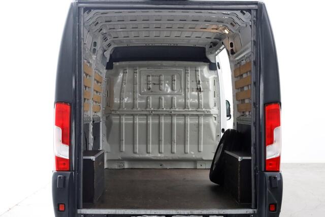 Peugeot BOXER 2.0 BlueHDI 130pk E6 L3H2 Navi/Camera Laadklep 500kg 05-2018