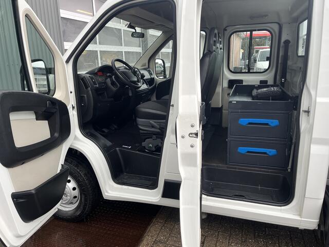 Peugeot BOXER 335 2.0 BlueHDI L2 Euro 6 Fassi laadkraan Airco Trekhaak 2500kg trekgewicht Kastinrichting 3-Persoons P-up Pick-up Open laadbak