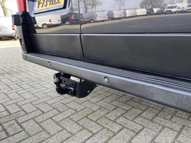 Peugeot BOXER 335 2.2 BlueHDi 165pk L2H2 Premium / vaste prijs rijklaar ¤ 16.950 ex btw / lease vanaf ¤ 285 / airco / cruise / navigatie / euro 6 / bpm vrij / trekhaak 2500 kg !