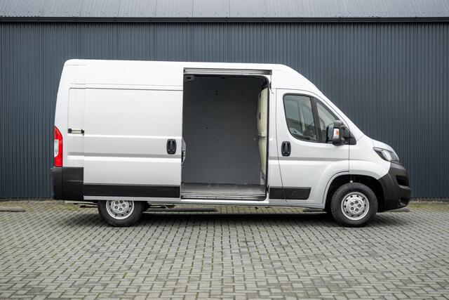 Peugeot BOXER 330 2.2 BlueHDi 120 L2H2 Premium | Camera | Cruise | Navi | Airco | Trekhaak