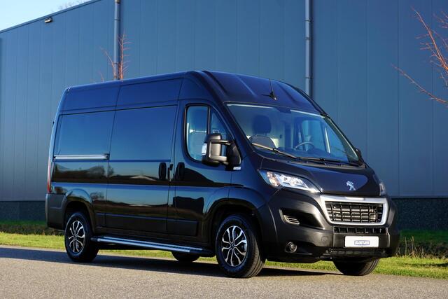 Peugeot BOXER 2.2 BlueHDi 165 L2H2 3.5t in Nieuwstaat |165 pk |Camera |Cruise |Navi |Climate |Geveerde stoel |Carplay |3500 KG |EURO6D |2e airbag