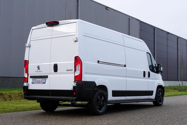 Peugeot BOXER 2.2 BlueHDi 140 L3H2 3.5t in Topstaat |BPM vrij |1e eigenaar |140 pk |3500 KG |Camera |Cruise |Navi |Carplay |Betimmering |2e airbag |Dode-hoek detectie