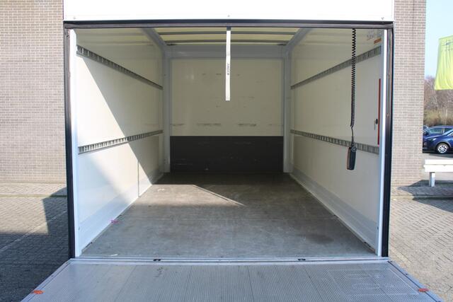 Peugeot BOXER 2.2 BlueHDi 140 L3H2 3.5t Bakwagen met laadklep, Navigatie, Achteruitrijcamera, Elektr. Ramen, CruiseControl, Airco