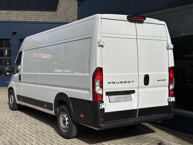 Peugeot BOXER 2.2 BlueHDi 180 PK Automaat L4H2 | Zeer Complete Bus | Zakelijk BPM Vrij | Full LED Verlichting | Navigatie | Climate Control | Volledige Betimmering | Camera | Digitale Binnenspiegel | Multifunctioneel Stuurwiel | 3.000 KG Trekgewicht | Dode Hoek Signale