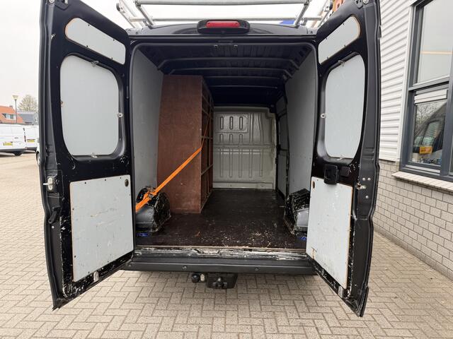 Peugeot BOXER 335 2.2 BlueHDi 165pk L3H2 Premium / vaste prijs rijklaar ¤ 15.950 ex btw / lease vanaf ¤ 269 / bpm vrij / euro 6 / airco / cruise / trekhaak / camera / imperial