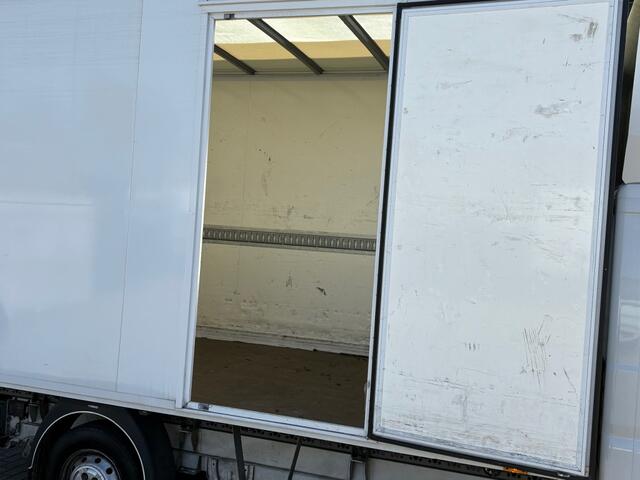 Peugeot BOXER 2.2 HDI 140PK Bakwagen /Laadklep/Clima/Cruise/Camera/Carplay