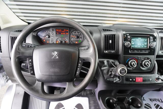 Peugeot BOXER 164pk L3H2 Airco Navigatie Cruise control Trekhaak Euro6 Parkeersensoren