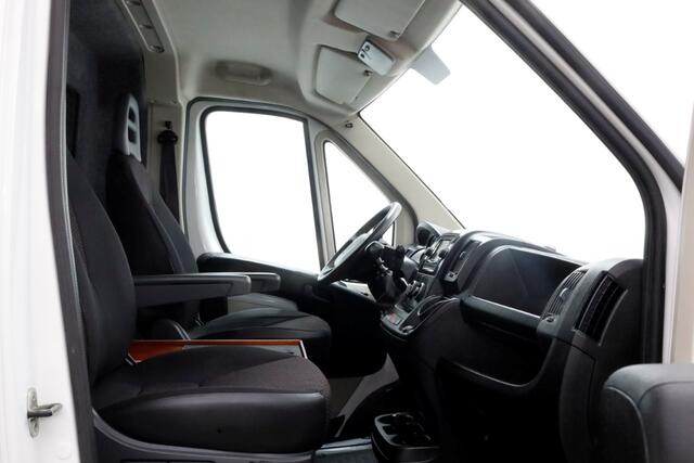 Peugeot BOXER 2.0 BlueHDI E6 130pk L1H2 Premium Navi/Camera/Inrichting 06-2018