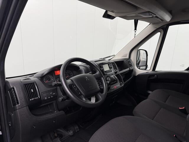 Peugeot BOXER 2.2 BlueHDi 120PK L2H2 Premium | Euro 6 | Multimedia | Camera | Airco | Cruise | 3-Zits