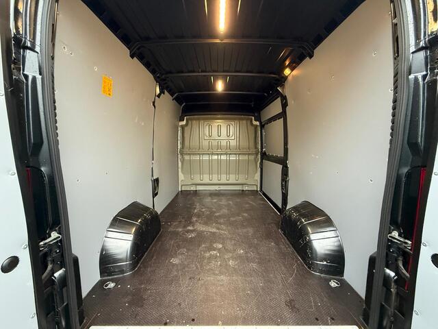 Peugeot BOXER 2.2HDi 140PK Automaat L2H2 3.5t Trekhaak Cam Full option!