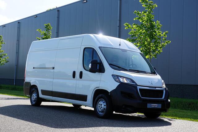 Peugeot BOXER 335 2.2 BlueHDi 165 L3H2 Premium Mobiele Werkplaats |Sortimo inrichting |Wandstroom |2 stoelen |2 airbags |Camera |Standkachel |Verwarmde stoelen |EURO6D |165 pk |1e eigenaar