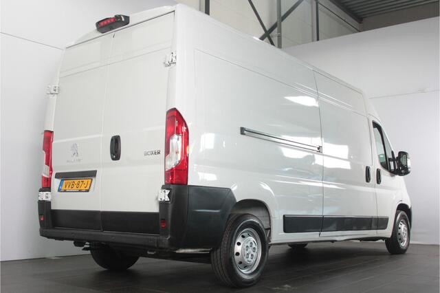 Peugeot BOXER 2.2 BlueHDi 140 L3H2 3.3t - Airco / Camera / Cruise / BT