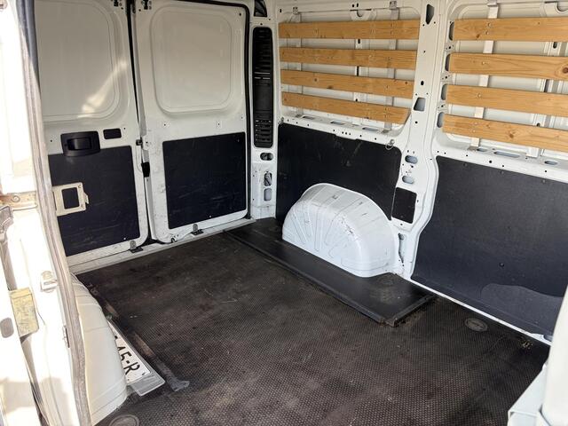 Peugeot BOXER 330 2.2 BlueHDi L1H1 NAVI*CAM*HAAK*CRUISE*A/C*TEL*