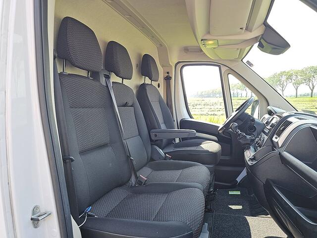Peugeot BOXER 165pk L4H2 Zwaar Premium 3.0T-trekhaak, Camera, Cruise, Airco,