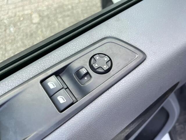 Peugeot EXPERT 231L 2.0 BlueHDI 120 Premium