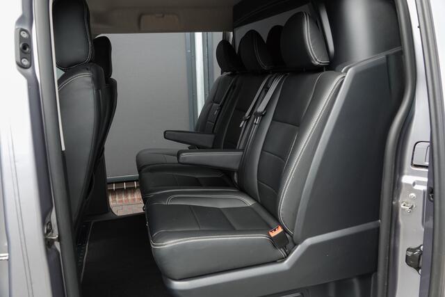 Peugeot EXPERT Long 2.0 BlueHDI 177Pk Aut. | Sport | Dubbel Cabine | 5-Persoons | 2xSchuifdeur | 360° Camera | Head-Up Display | Leder | Trekhaak | 17''