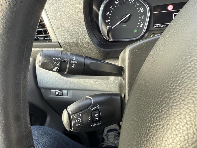 Peugeot EXPERT 231S 2.0 BlueHDI 120 Premium Pack