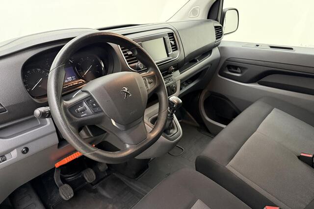 Peugeot EXPERT 2.0 BlueHDI 145 Standard Premium | Airco | Navigatie | Parkeersensoren achter | Apple carplay / Android auto | Cruise control | 3 zitplaatsen |