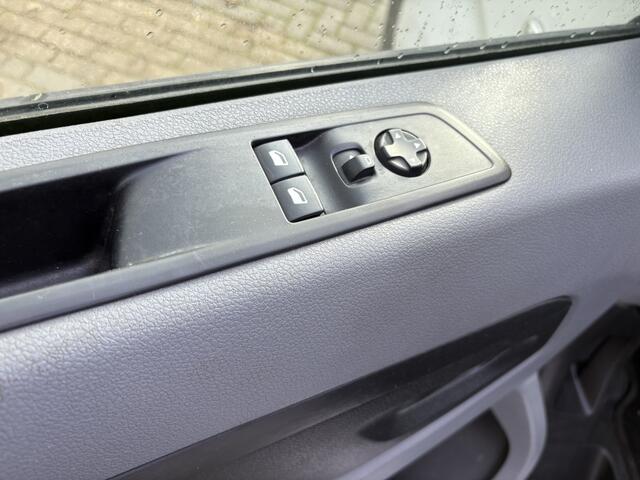 Peugeot EXPERT 1.5 BlueHDI 2021 147DKM!!