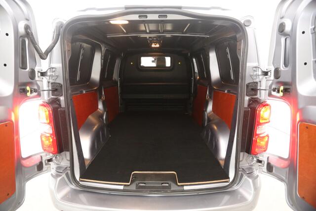 Peugeot EXPERT 2.0 BlueHDI SPORT L2H1 177PK | MARGE | Airco | HuD | Adap. Cruise | Camera | Carplay | 3 Zits | Trekhaak