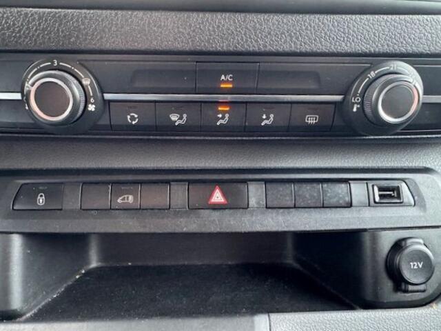 Peugeot EXPERT 1.5 BlueHDI 120pk Euro6 Premium Airco,Cruisecontrol,Apple Carplay