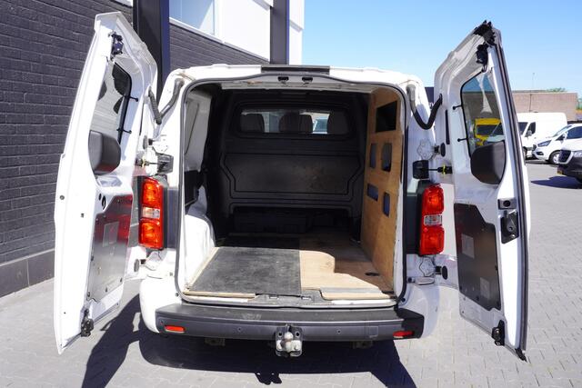Peugeot EXPERT 2.0 BlueHDI 122PK L3 Dubbele Cabine EURO 6 - Airco - Cruise - Camera - ¤ 15.900,- Excl.