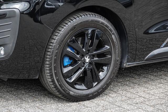 Peugeot EXPERT 2.0BlueHDI 177Pk Aut. | Standard | L2 | Sport | 2x Schuifdeur | Leder | 360° Camera | Imperiaal | Trekhaak | 17''