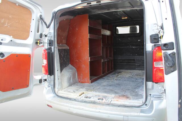 Peugeot EXPERT 231S 2.0 BlueHDI 120 Premium Pack Navigatiesysteem full map, Airco