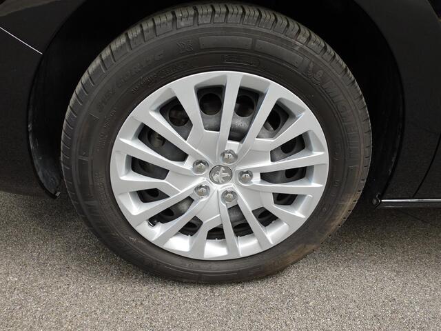Peugeot EXPERT 145pk L3 Automaat Airco Cruise Navi Trekhaak Airco Cruise Control Trekhaak