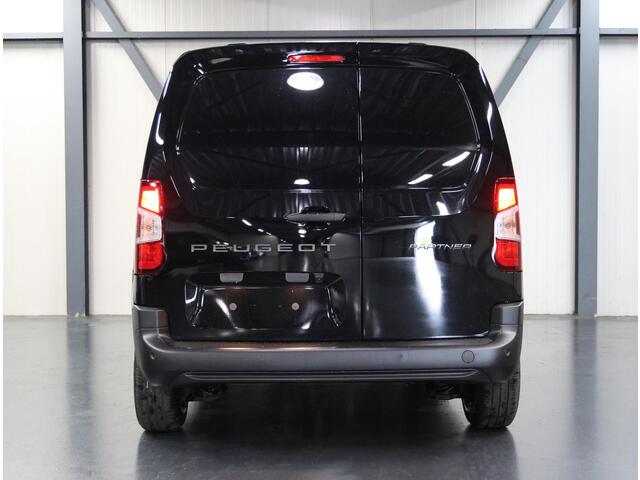 Peugeot PARTNER 1.5 BlueHDi 100PK S&S L1 | BPM vrij! | AppleCarPlay/AndroidAuto | Camera | Cruise Control | Airco | Parkeersensoren | DAB Radio | Navigatie |