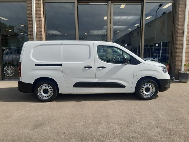 Peugeot PARTNER e-Partner / Opel e-Combo L2 Work Edition 50 kWh 3-Persoons Airco Cruiscontrol