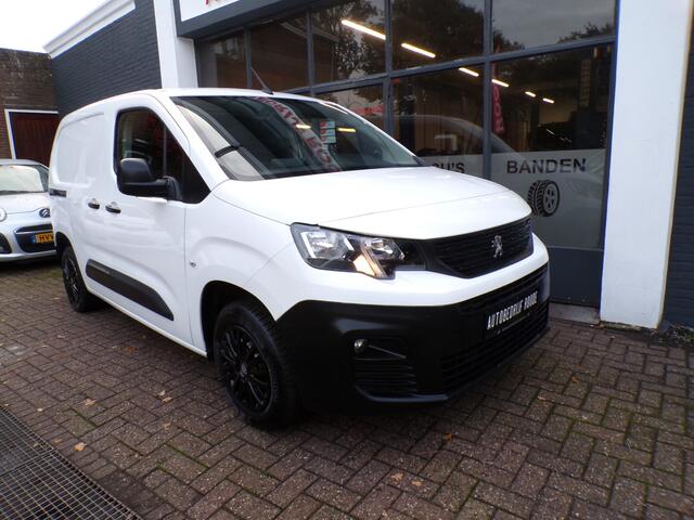 Peugeot PARTNER 1.2 Benzine PureTech AIRCO,PDC,3 ZIT,NAVI,GOEDE STAAT!