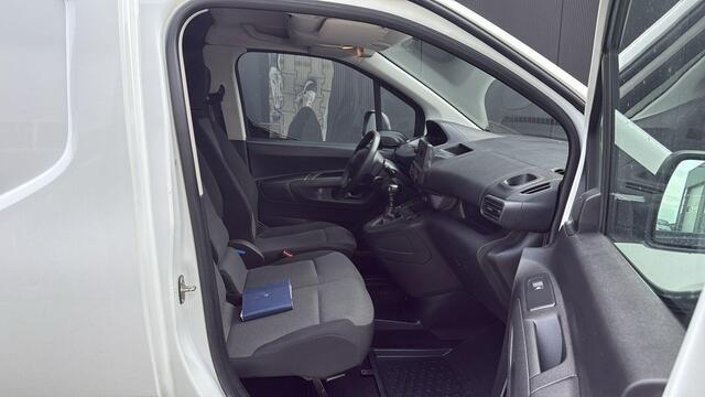 Peugeot PARTNER 1.2 Airco 3 Persoons Benzine