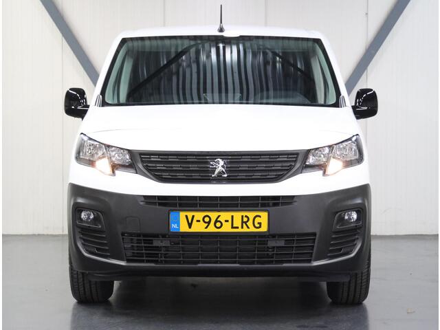 Peugeot PARTNER e-Partner 136PK L1 50 kWh | NIEUW!! | AUTOMAAT | AppleCarPlay/AndroidAuto | Armsteun | Stoel/Stuurverwarming | Camera | Climate Control | Cruise Control | Parkeersensoren |
