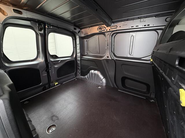 Peugeot PARTNER T 111PK BENZINE 3-Peroons Apple Carplay Android Auto Navi Airco Cruise Control Pdc DAB Regen-Lichtsensor Premium Euro 6 Betonplex Vloer Schuifdeur Achterdeuren Geen Gezeur met Millieuzones! Zeer compleet! Marge auto, dus er komt GEEN BTW bij !