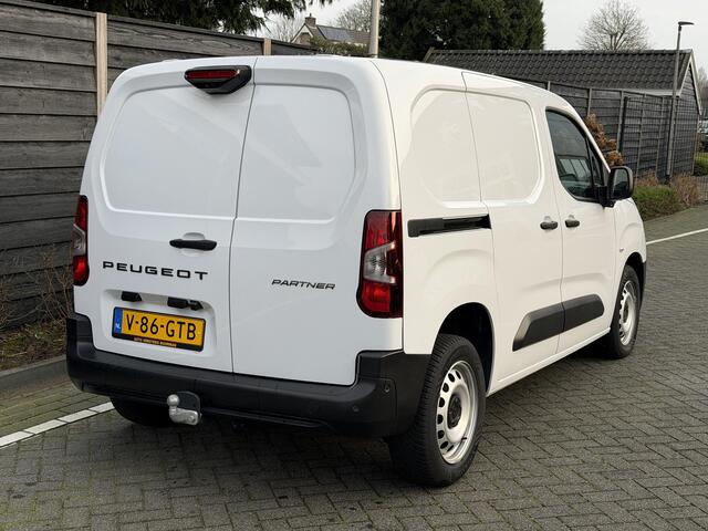 Peugeot PARTNER 1.5 BlueHDi 130PK EAT8 Automaat L1 Navigatie, Achteruitrijcamera, Parkeersensoren, Trekhaak, Apple Carplay, Android Auto
