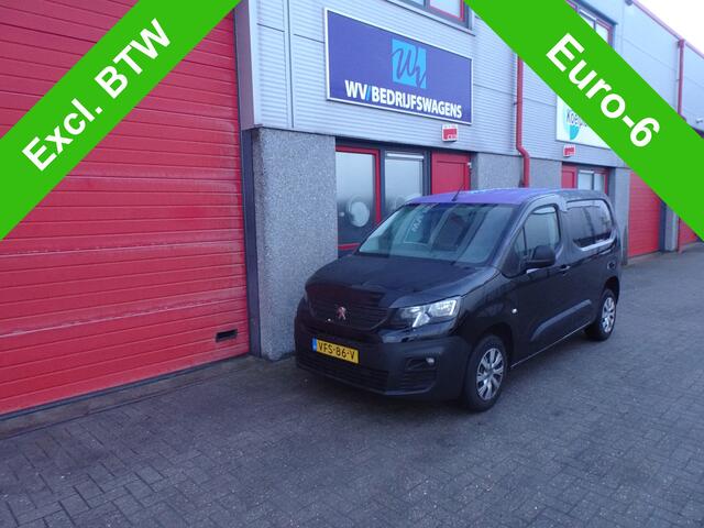 Peugeot PARTNER 1.5 BlueHDI Premium navi airco schuifdeur motor rookt !!!!!!!!!!!