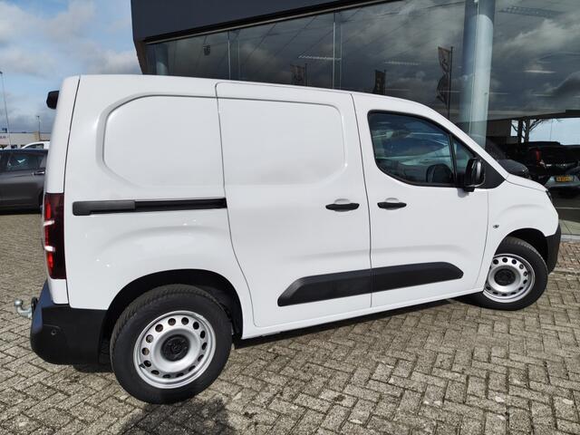 Peugeot PARTNER 1.5 BlueHDi 100pk S&S | Trekhaak | Navi | Sensoren v/a | Camera