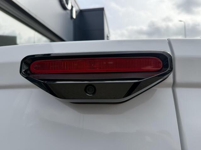 Peugeot PARTNER 1.5 BlueHDi 130 PK EAT8 Automaat L2 | Lengte 2 | Meest Complete Versie! | BPM-Vrije auto | Trekhaak | Navigatie | 3 -Zits | Stoel- Stuur- & Voorruitverwarming | LED verlichting | Keyless Entry | Camera | Digitale Binnenspiegel | Parkeersensoren | Pack Loo