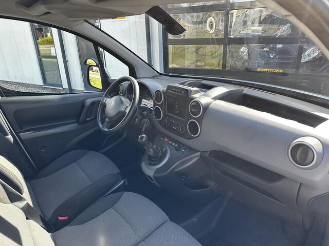 Peugeot PARTNER 120 1.6 BlueHDi 100 L1 Premium Pack S&S Navi | Cruise | Trekhaak | PDC | Bumpers in kleur